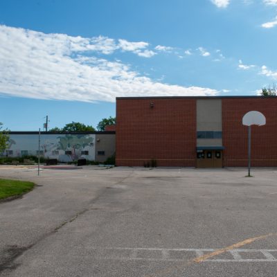 Image of the exterior of 22 varennes avenue.