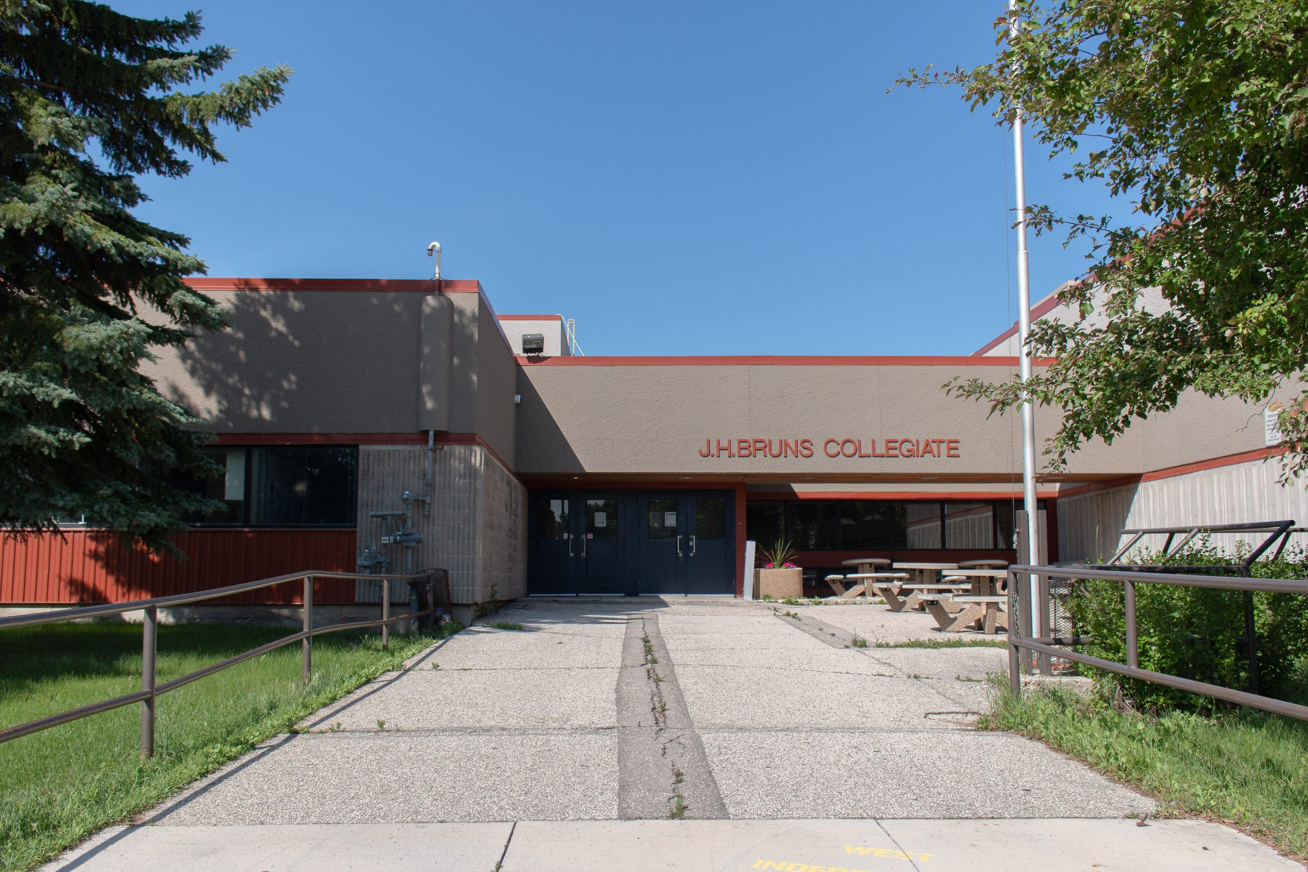 Photo of the entryway to J.H. Bruns Collegiate at 250 Lakewood Boulevard