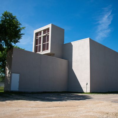 Image of the exterior of 45 willowlake crescent.