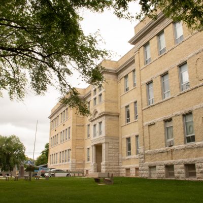 Context photo of Ecole Provencher at 320 Avenue de la Cathedrale