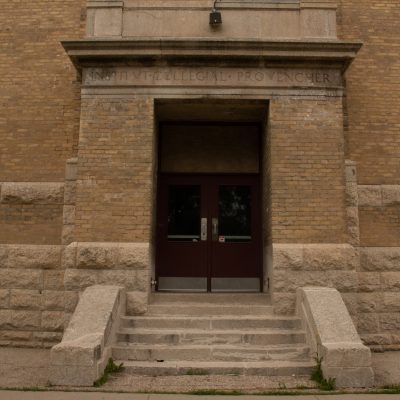 Detail photo of side entry to École Provencher at 320 Avenue de la Cathedrale